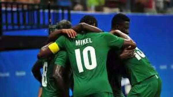 How Mikel, Other PlayersStopped Siasia From Resigning After Sweden Victory